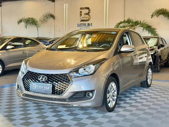 HYUNDAI HB20 1.0 COMFORT 12V FLEX 4P MANUAL